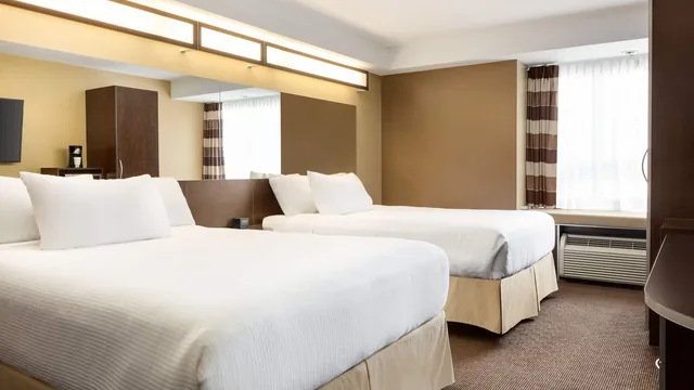 Microtel Inn & Suites by Wyndham Estevan photo 7