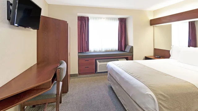 Microtel Inn & Suites by Wyndham Jasper photo 2