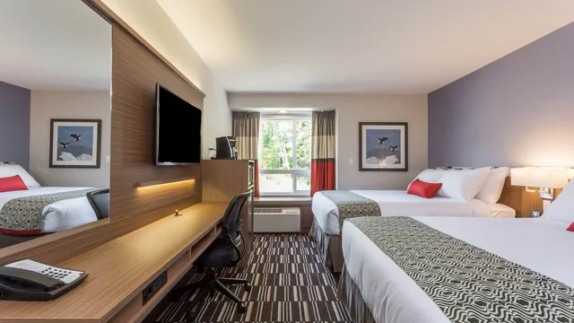 Microtel Inn & Suites by Wyndham Kitimat photo 5