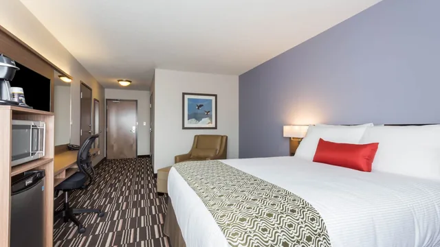 Microtel Inn & Suites by Wyndham Kitimat photo 9