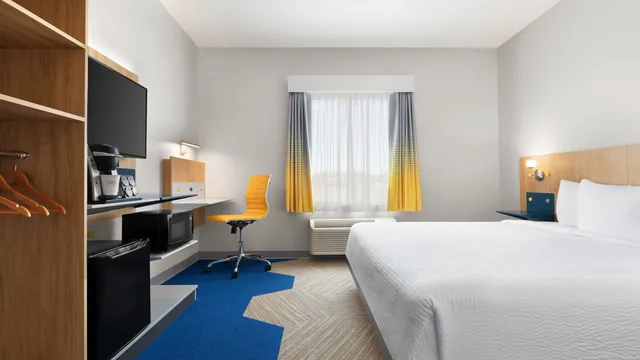 Microtel Inn & Suites by Wyndham Lac-Megantic photo 4
