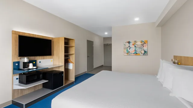 Microtel by Wyndham Lachute photo 7