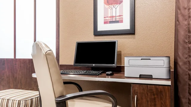 Microtel Inn & Suites by Wyndham Macon photo 9