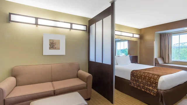 Microtel Inn & Suites by Wyndham Mansfield photo 4