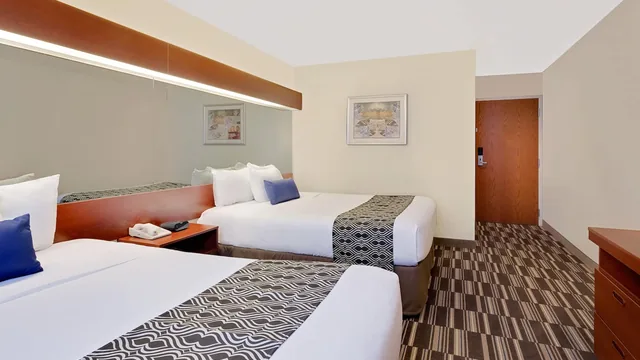 Microtel Inn & Suites by Wyndham Middletown photo 10