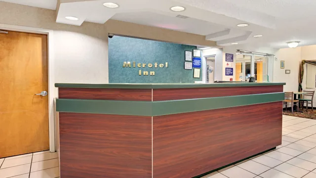 Microtel Inn & Suites by Wyndham Murfreesboro photo 5