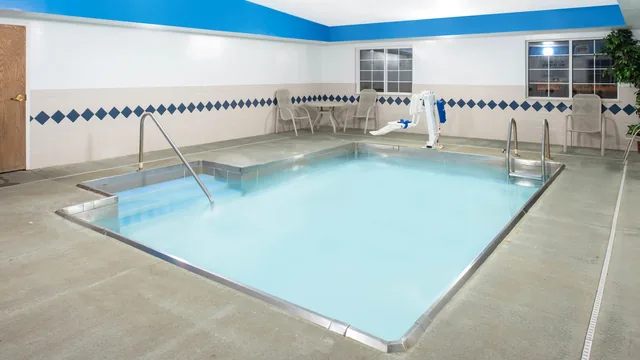 Microtel Inn & Suites by Wyndham Springfield photo 5