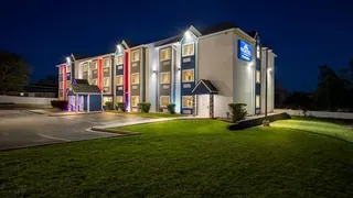 Microtel Inn & Suites by Wyndham Tulsa / Catoosa Route 66