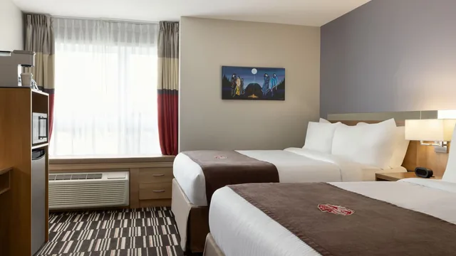 Microtel Inn & Suites by Wyndham Val-d Or photo 3