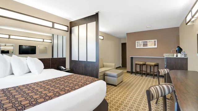 Microtel Inn & Suites by Wyndham Williston photo 7