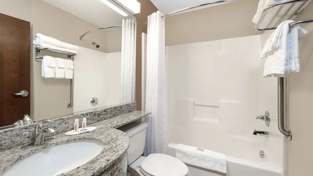 Microtel Inn & Suites by Wyndham Williston photo 8