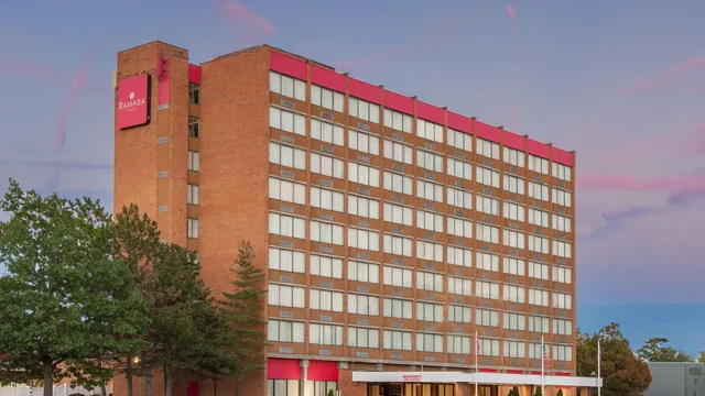 Ramada Plaza by Wyndham Albany photo 1