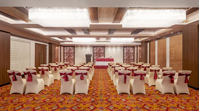 Ramada by Wyndham Aligarh GT Road photo 10