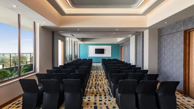 Ramada Encore by Wyndham Amritsar Airport photo 2