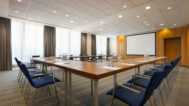 Ramada by Wyndham Amsterdam Airport Schiphol photo 10