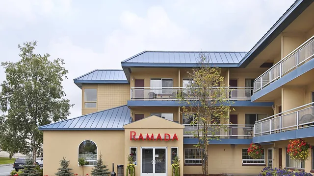 Ramada by Wyndham Anchorage Downtown photo 5