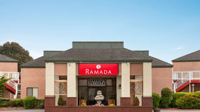 Ramada by Wyndham Arcata photo 8
