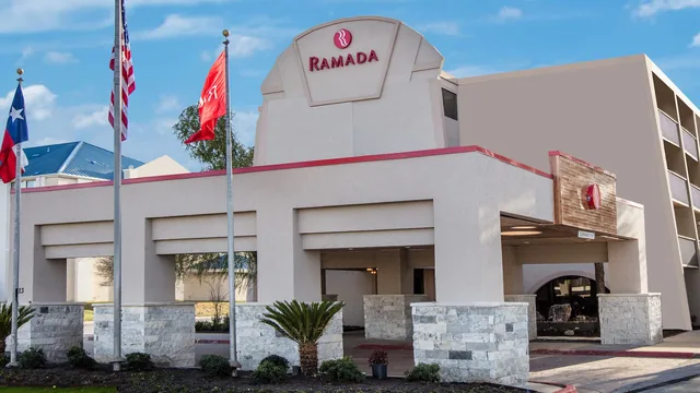 Ramada by Wyndham Austin South photo 4