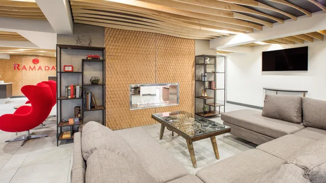 Ramada by Wyndham Austin South photo 6