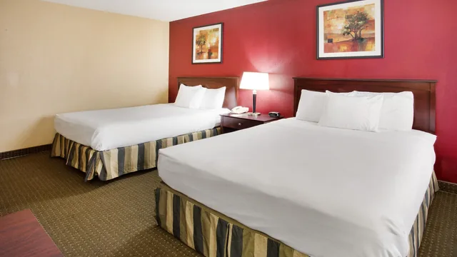 Ramada by Wyndham Bettendorf photo 4