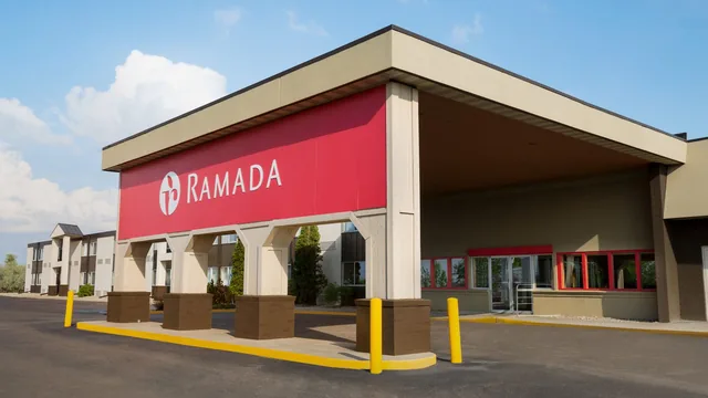 Ramada by Wyndham Bismarck photo 6