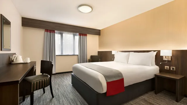 Ramada by Wyndham Bristol West photo 6