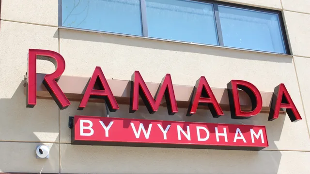 Ramada by Wyndham Bronx Terminal photo 6