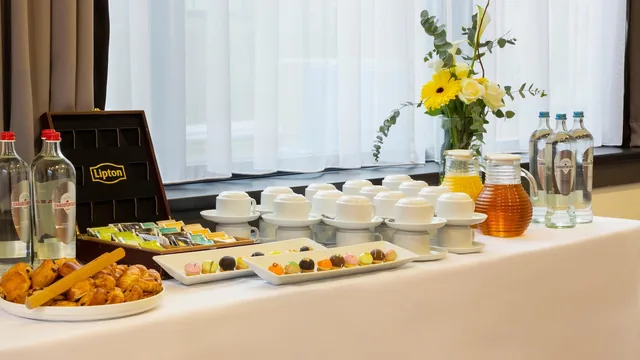 Ramada by Wyndham Brussels Woluwe photo 8