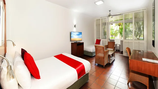 Ramada by Wyndham Cairns City Centre photo 4