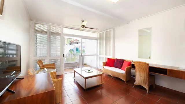 Ramada by Wyndham Cairns City Centre photo 5