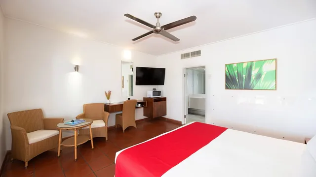 Ramada by Wyndham Cairns City Centre photo 10