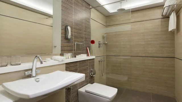 Ramada by Wyndham Chennai Egmore photo 9
