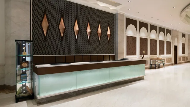 Ramada Plaza by Wyndham Chennai photo 2