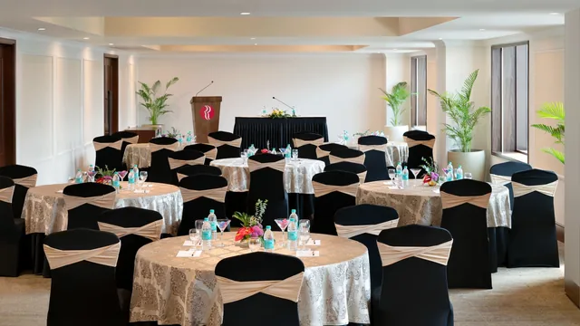 Ramada Plaza by Wyndham Chennai photo 8