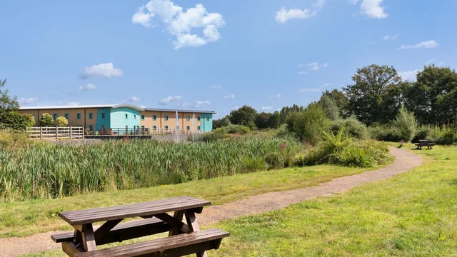 Ramada by Wyndham Cobham photo 4