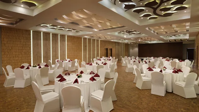 Ramada Resort by Wyndham Kochi photo 7