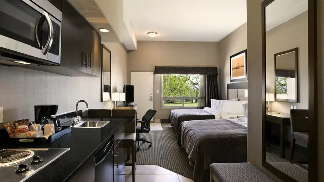 Ramada by Wyndham Conklin photo 4