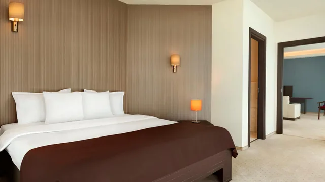 Ramada by Wyndham Constanta photo 8