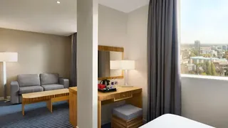 Ramada Hotel & Suites by Wyndham Coventry