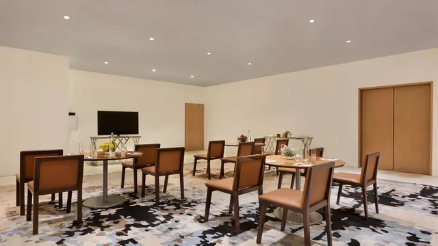 Ramada by Wyndham Darjeeling Gandhi Road photo 7