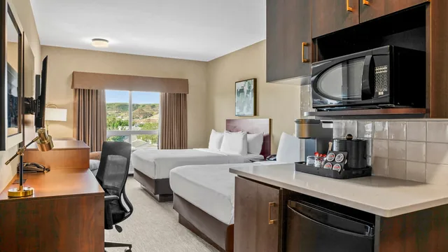 Ramada by Wyndham Drumheller Hotel & Suites photo 5