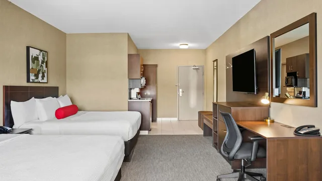 Ramada by Wyndham Drumheller Hotel & Suites photo 12