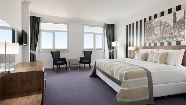 Ramada Hotel & Suites by Wyndham Edirne photo 1