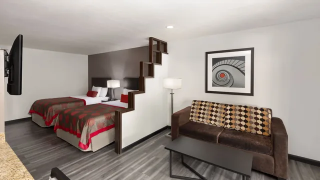 Ramada by Wyndham El Paso photo 6