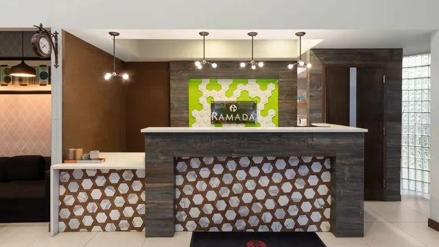 Ramada by Wyndham El Paso photo 7