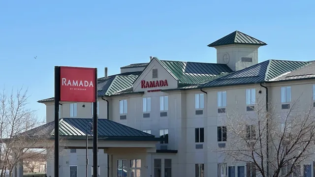 Ramada by Wyndham Estevan photo 4
