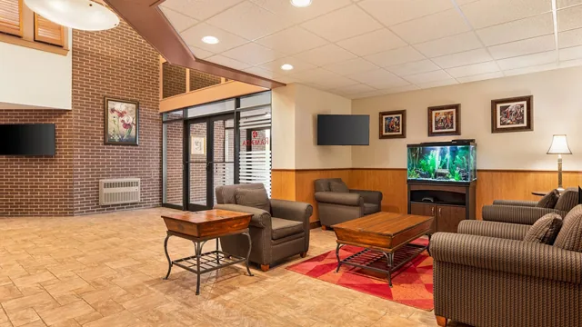 Ramada by Wyndham Fredericton photo 2