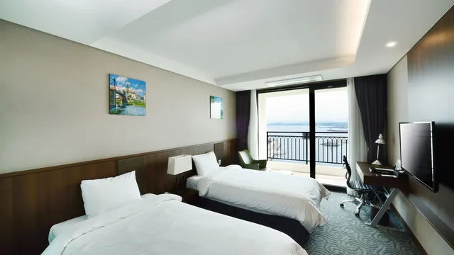 Ramada by Wyndham Gangwon Sokcho photo 10
