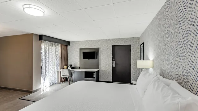 The Wander Hotel, a Ramada by Wyndham photo 1