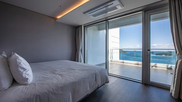 Ramada Suites by Wyndham Geoje photo 5